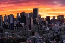 狠狠人妻久久久久久综合-探索人妻角色的多维度呈现,从久久久久久到情感与社会的深度交织